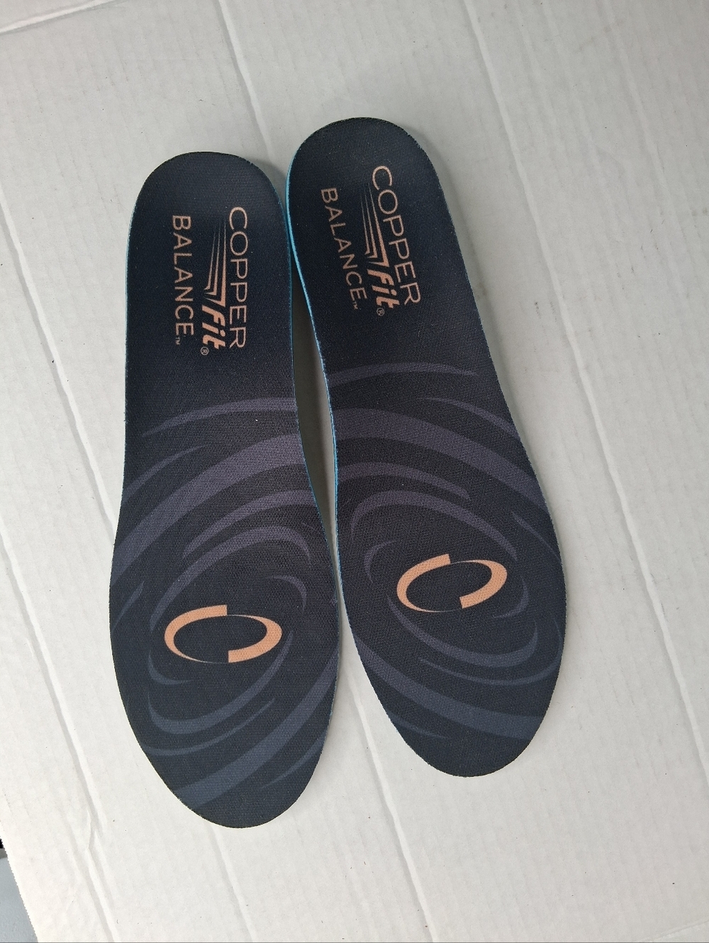 Copper Fit Balance Performance Orthotic Insoles Medium (M 8.5 - 10, W 9.5 - 11) - Picture 3 of 6